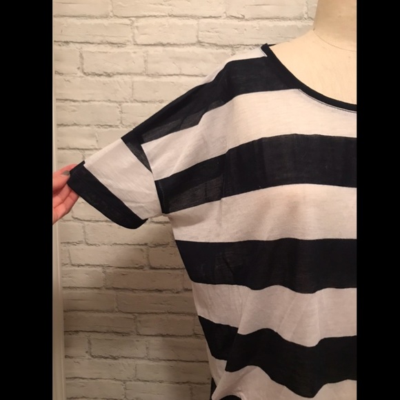 Striped Cropped Boxy Tee - Picture 2 of 5